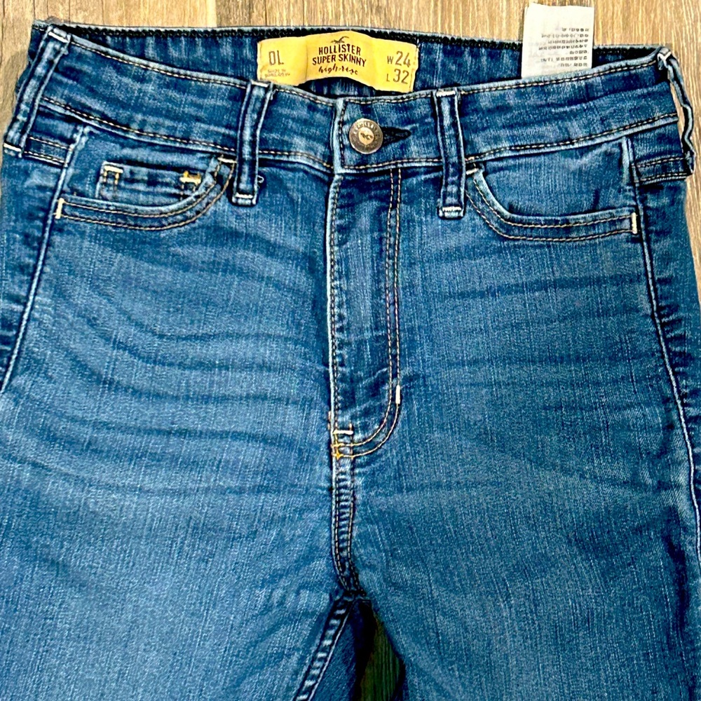 Girls Hollister jeans